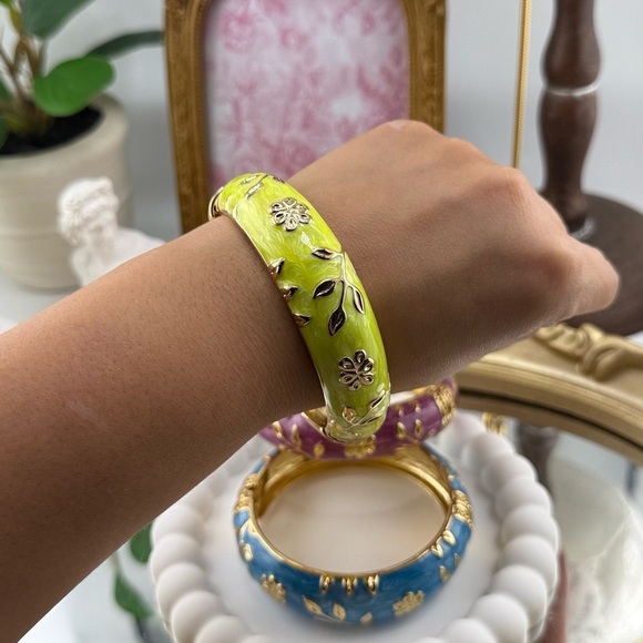 Green Floral Hand Painted Enamel Bangle - Picture 5 of 13